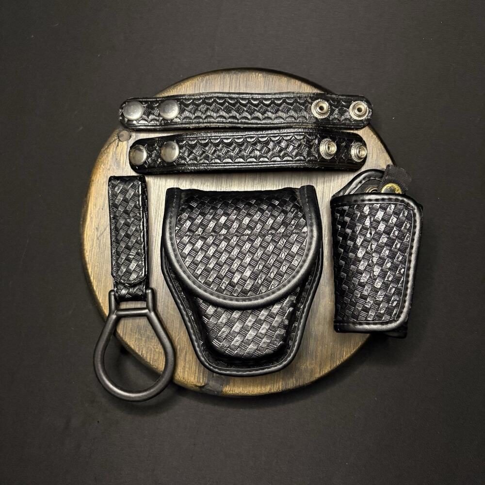 Bianchi Duty Belt Gear Double Handcuff Pouch, Keepers, Key Keeper, Baton Ring